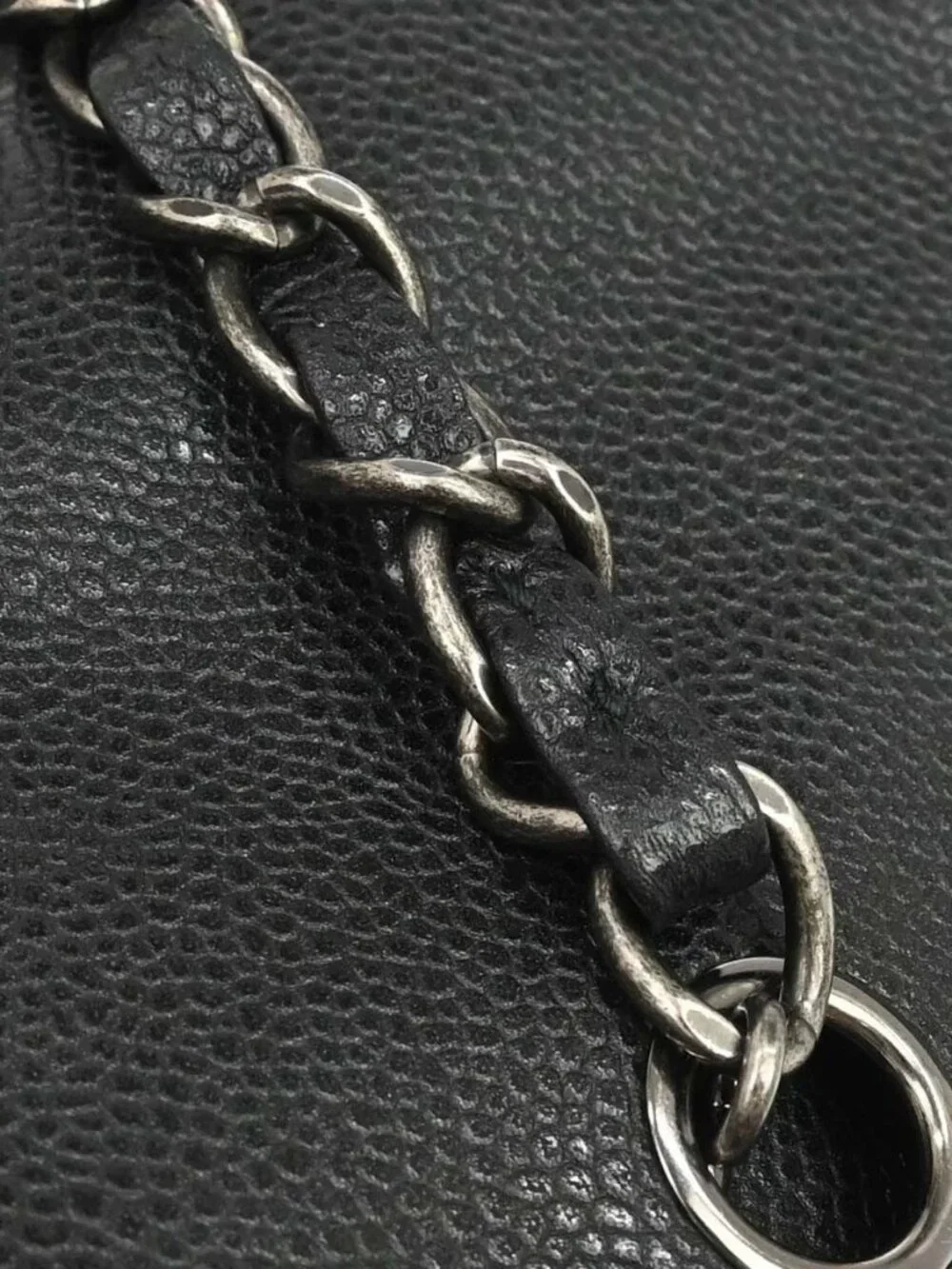 Chanel Black Calfskin Tote Handbag RQ04018